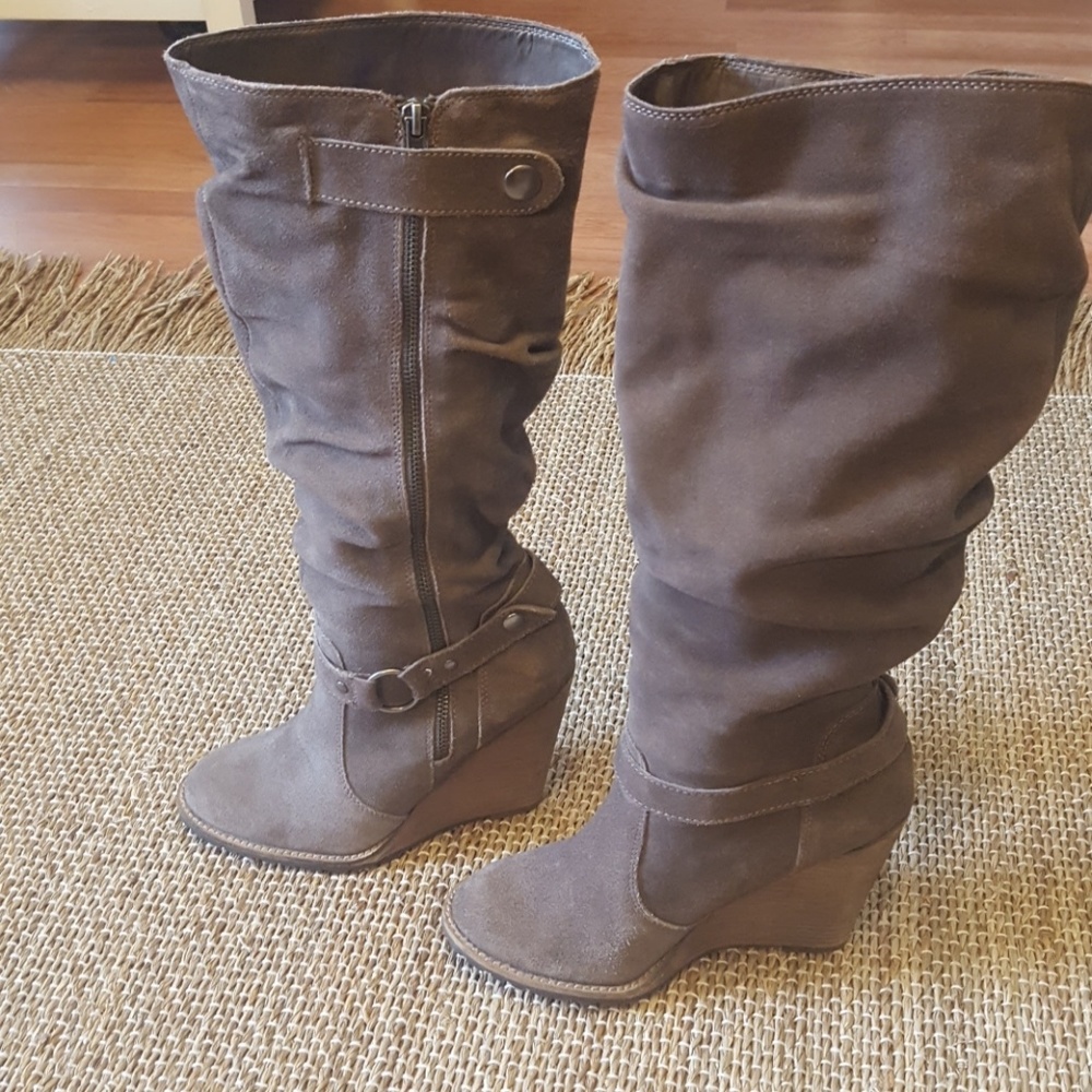 Tan leather boots